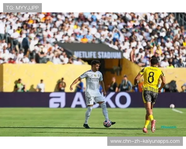 世界杯姆巴佩弧顶世界波冲上赛事热搜榜首 世界杯姆巴佩弧顶世界波冲上赛事热搜榜首